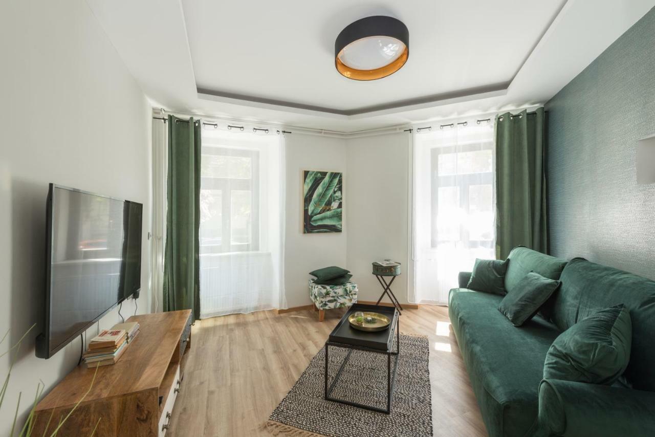 Royal Vega Apartment Любляна Экстерьер фото